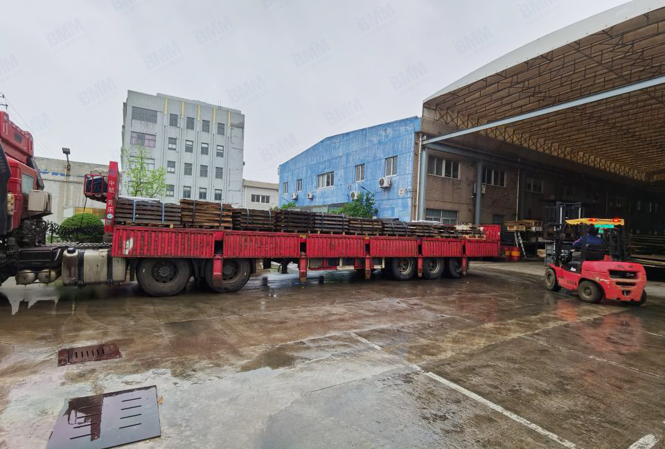 710公海疫情中继续交货-002.jpg