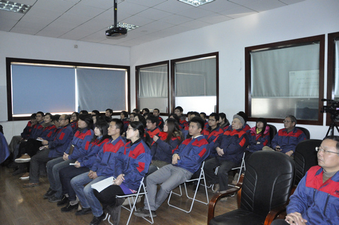 710公海公司2012年度总结会-图片02